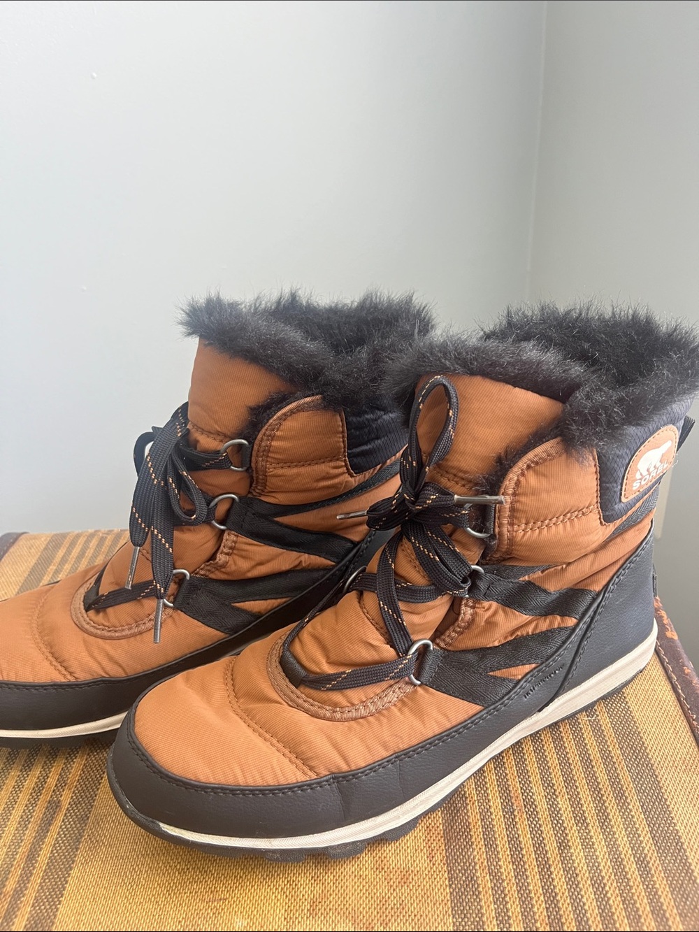 Sorel Women’s Tan Winter Lace-Up Boots with Faux Fur Trim